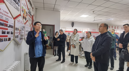 全市非公有制经济组织和社会组织党建观摩学习活动暨 包头企业党建联盟第五期书记主题论坛在k8凯发生态园区举行